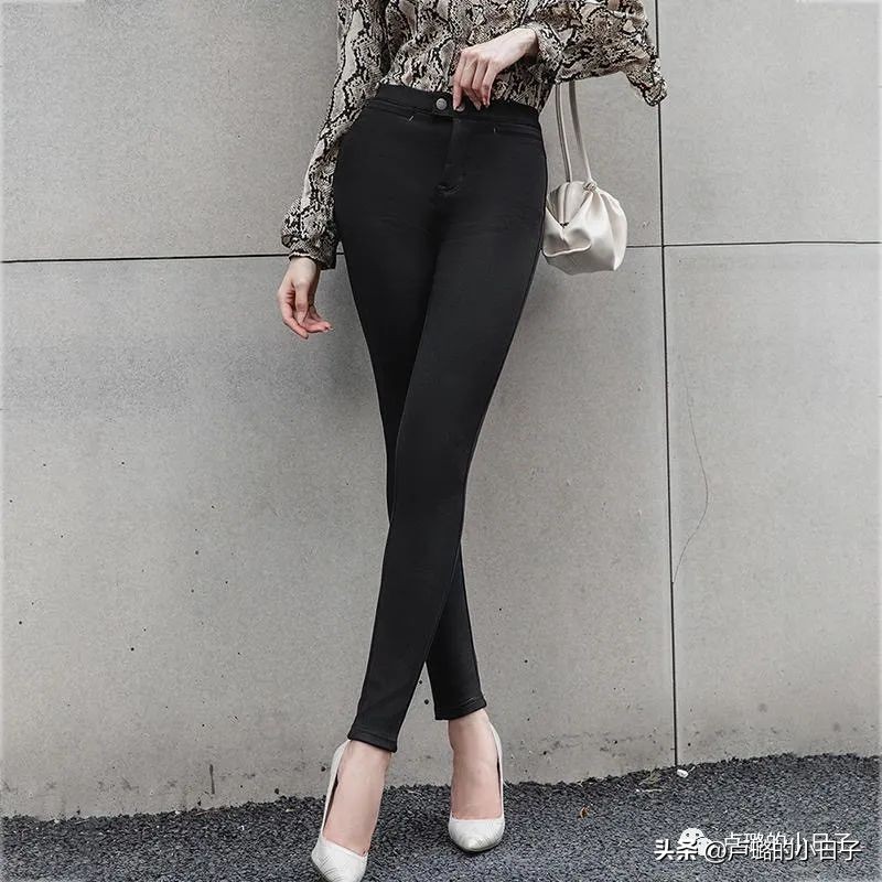 五人套衣服,5个人穿的衣服礼服