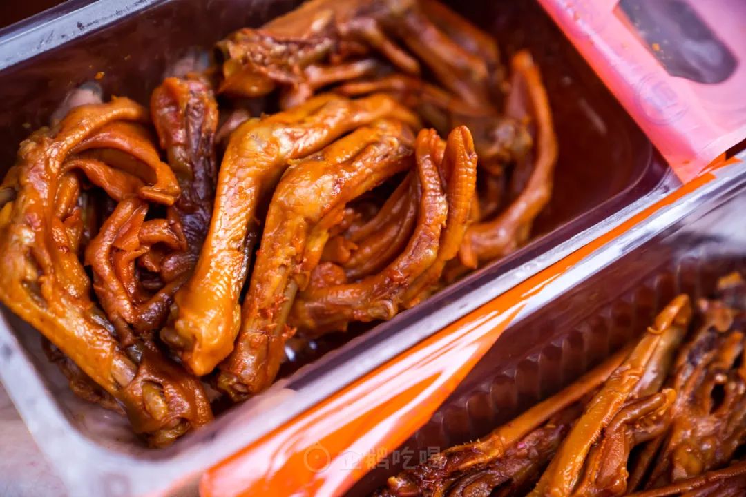 辣到落泪也舍不得停嘴的宝藏城市，不是长沙成都重庆