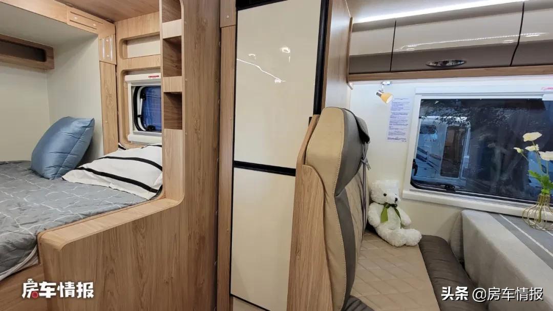 最新款国产六驱重型房车,国产6.5吨房车无拓展