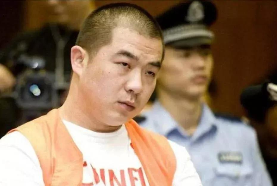 李磊杀害父母妻儿,灭门惨案李磊被执行死刑