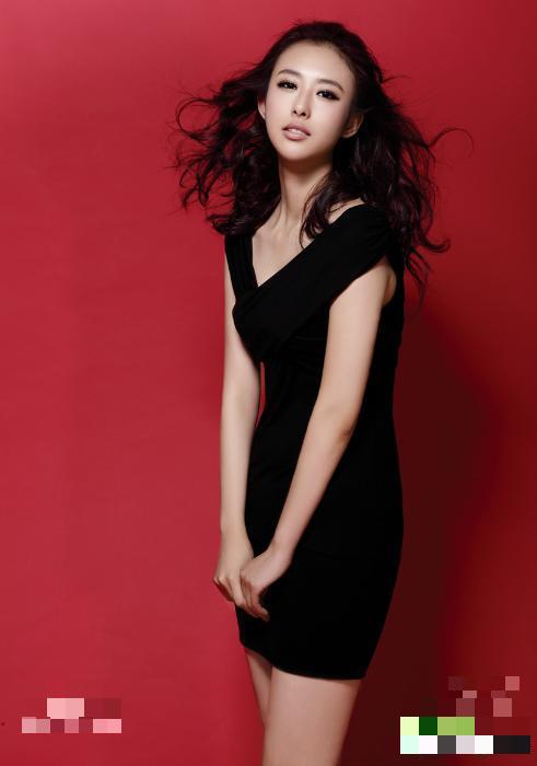 被前任一渣再渣，私密照两次外泄，车模*兽兽**看男人的眼光太差了