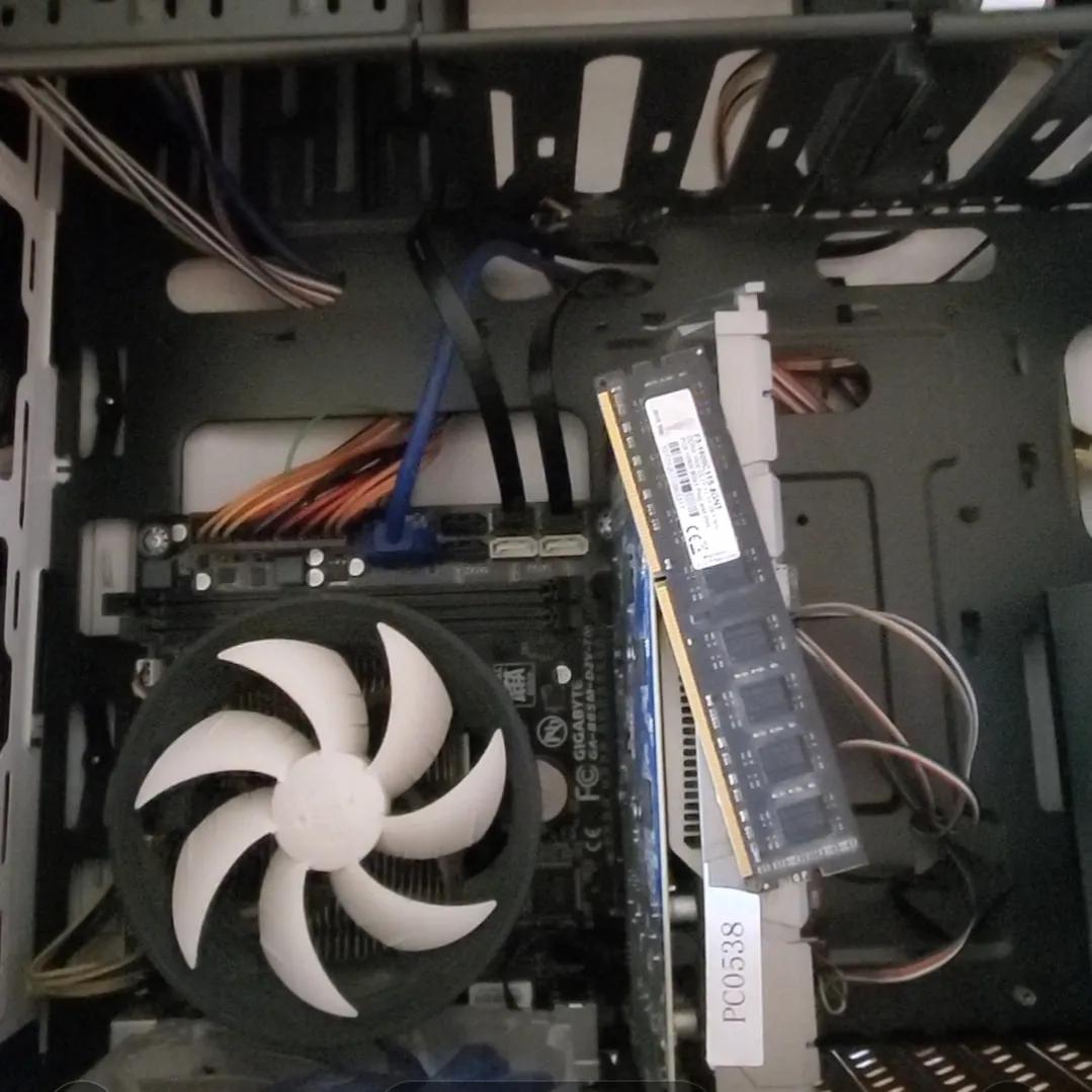 回南天潮湿导致电脑开不了机,这就是南方