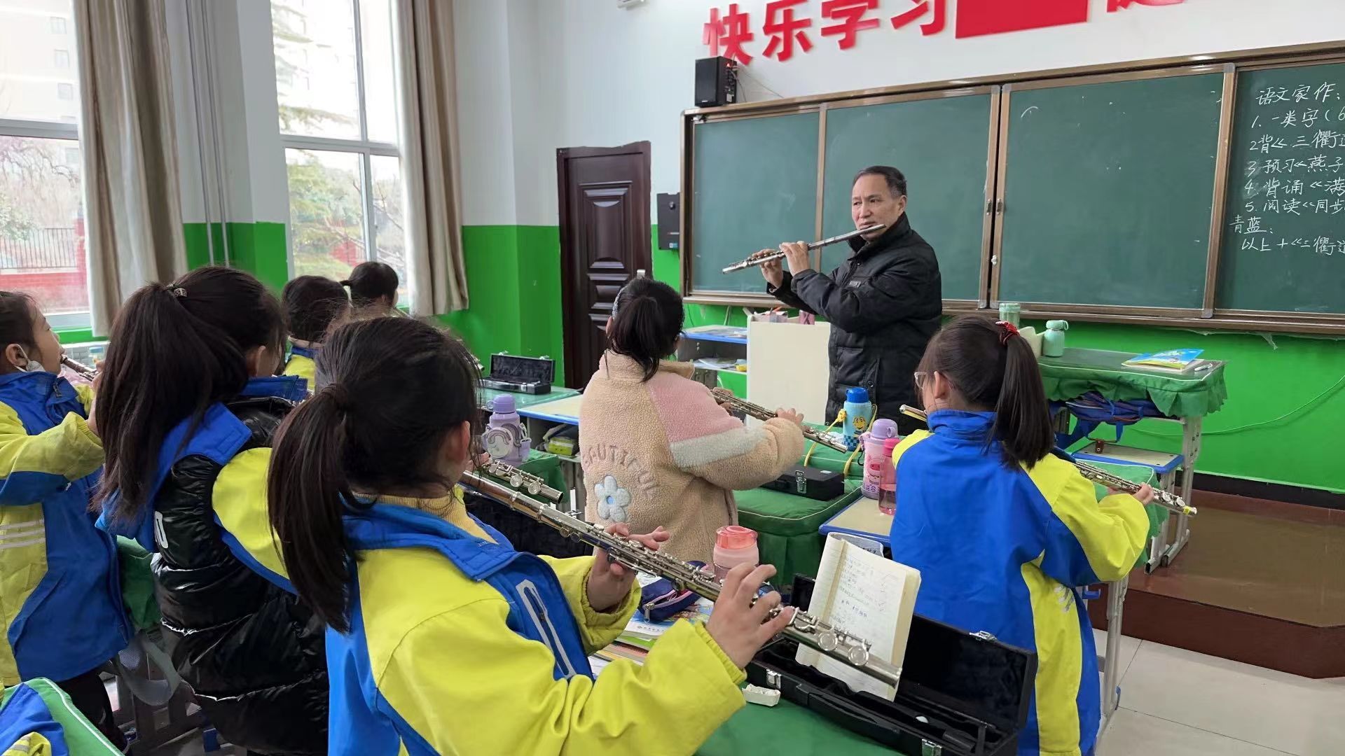 魅力社团展风采多元培养促发展,渭南市高新区教育文体局