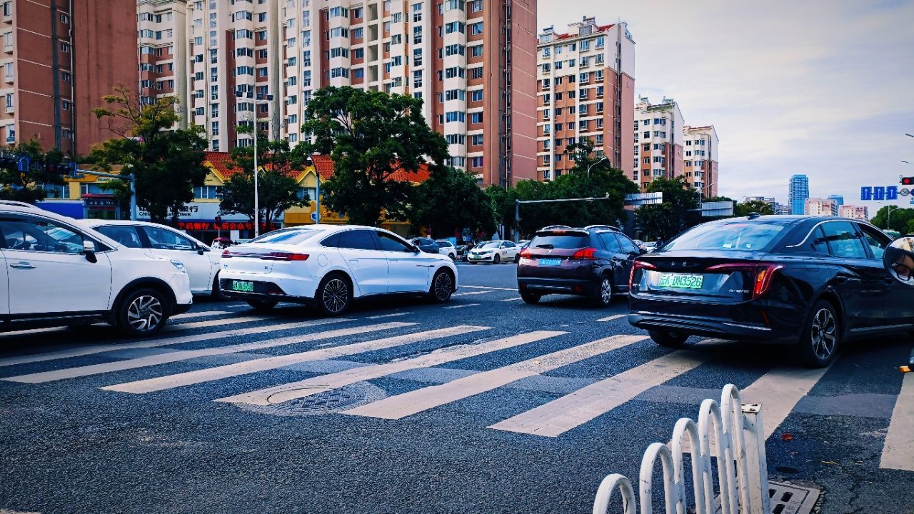 五菱宏光mini市区代步安全吗,城市代步车宏光mini