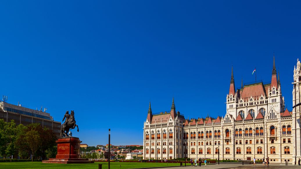 读英国预科该怎么考当地大学,英国预科值得读吗现在