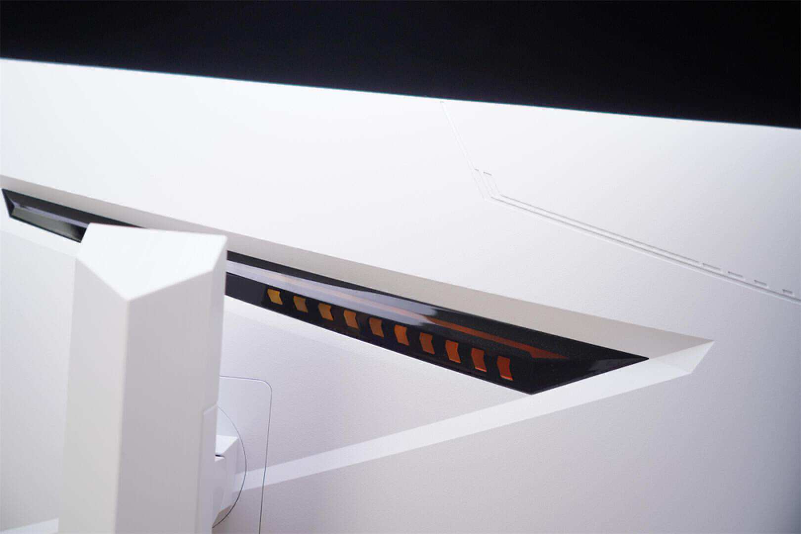 雷柏vt9鼠标,性价比高的轻量化鼠标