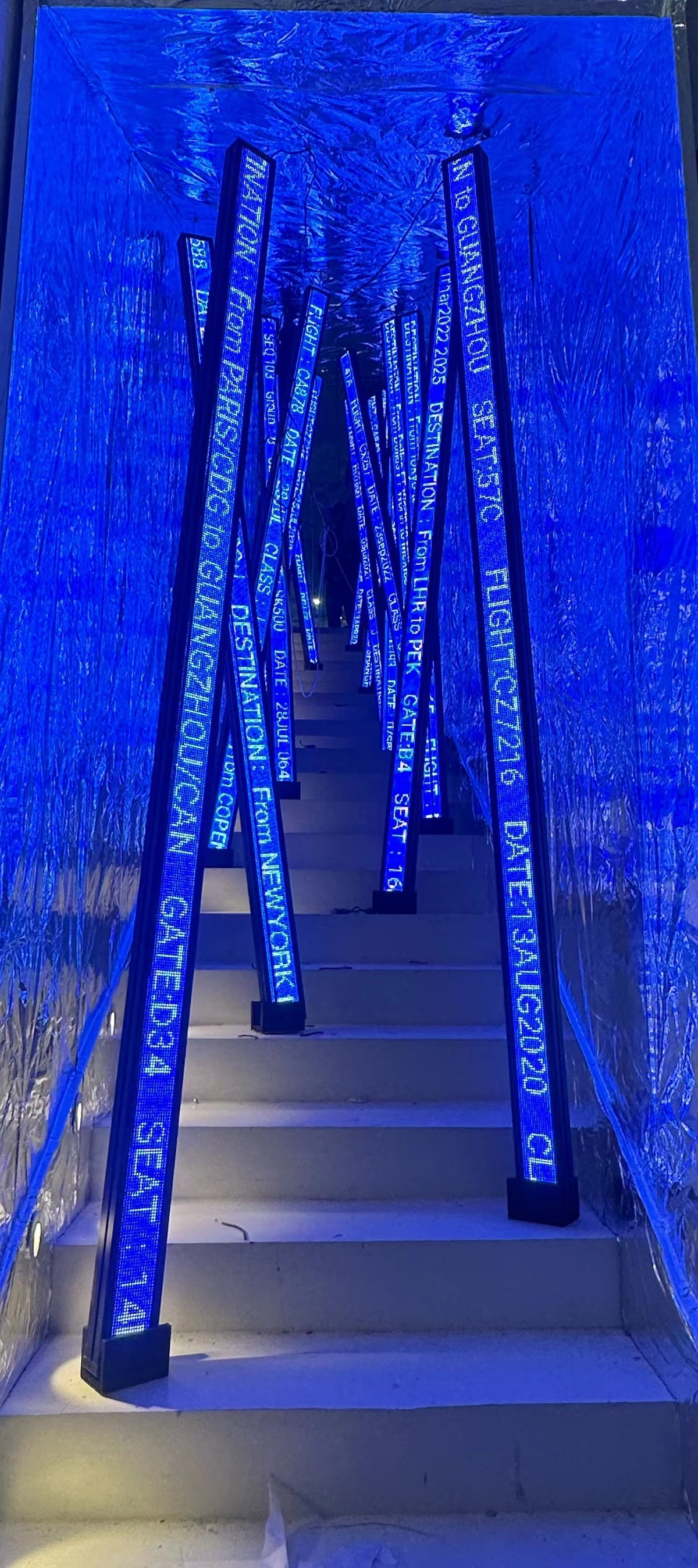 王艺达策划的首个群展“竟在桃花源”开幕，探寻心中的桃花源