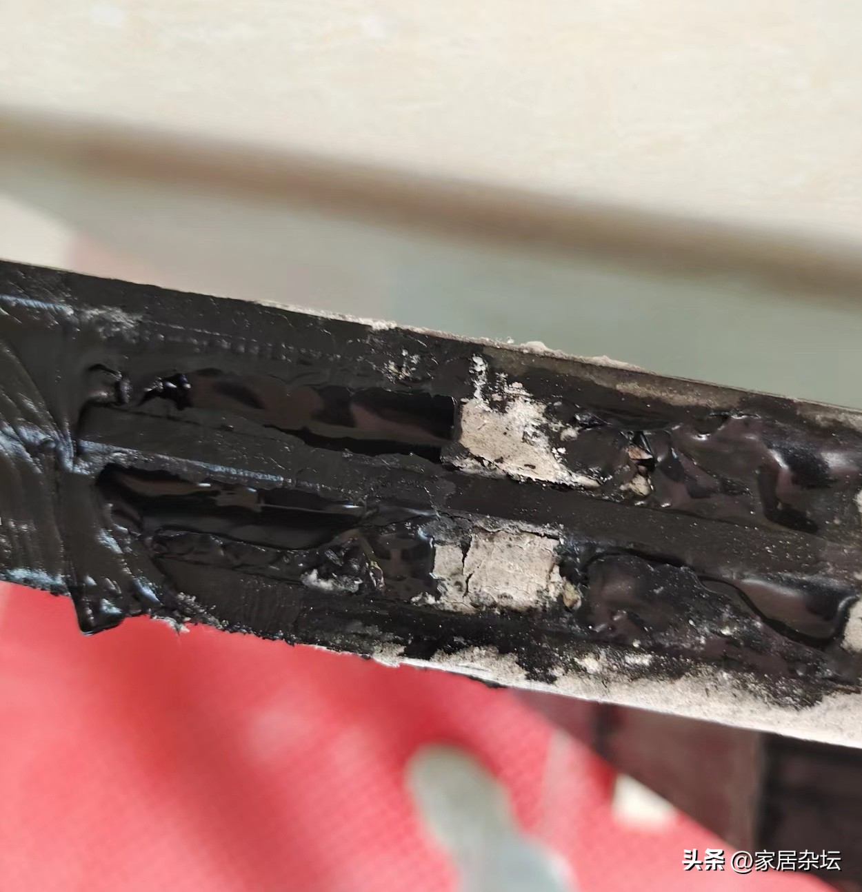 装修换窗户往屋里漏水,装修好的房子窗户漏水怎么解决