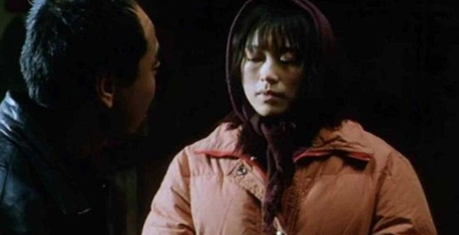 湖南新闻9岁女孩被人贩子拐走,17岁少女被拐后反把人贩子卖了