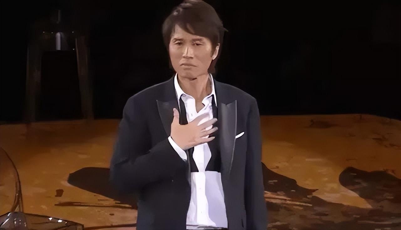 周星驰巅峰之作喜剧之王经典片段,香港第一喜剧之王是谁