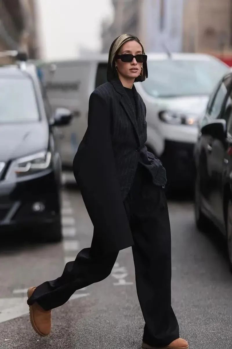 blackpink全员喜欢什么颜色,blackpink三个人穿一样的鞋