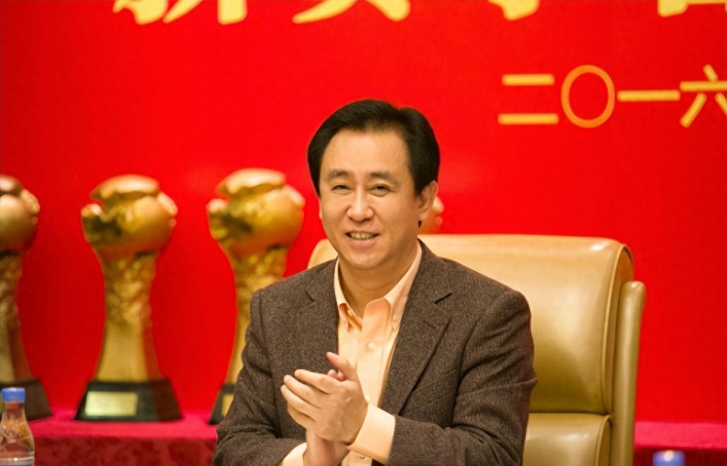 许家印歌舞团队演员照片,许家印歌舞团队演员状况