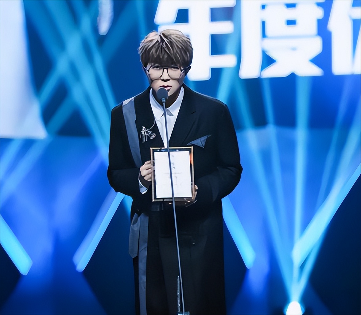 毛不易薛之谦怼人名场面合集,薛之谦毛不易才华战胜资本的故事