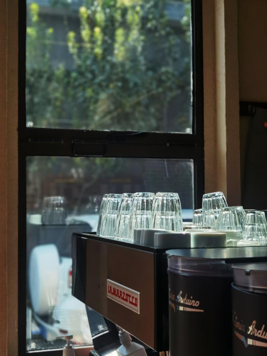 500米网红街开出7家店，内卷的精品咖啡馆为何难复制？