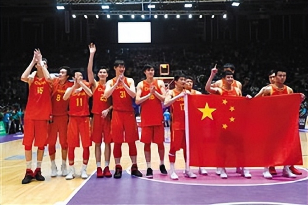 姚明女儿照片最新,姚明女儿现在状况