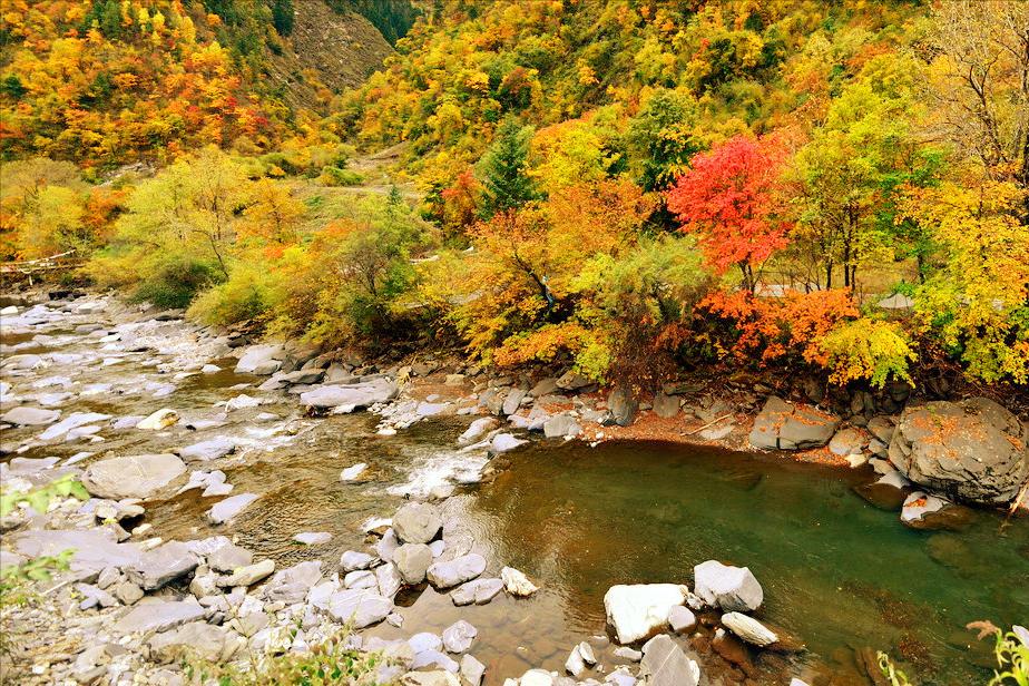 卡龙沟景区有什么好玩的,卡龙沟穿越松潘