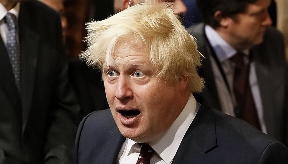 端碗吃饭放下碗就骂娘,端碗吃饭放下筷子骂娘是什么意思