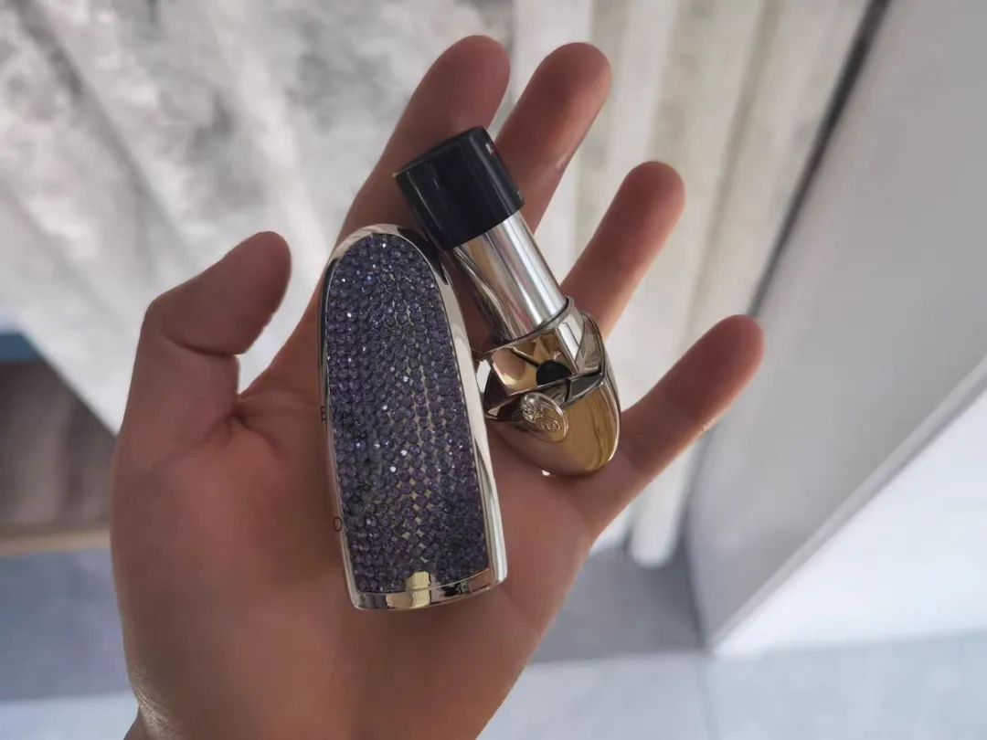 公认值得入手的4款口红,姐妹们绝对会回购的口红推荐下