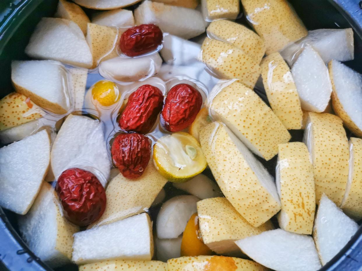 阳康后咳嗽喝什么养生茶,阳康后一直咳嗽用什么煮水喝