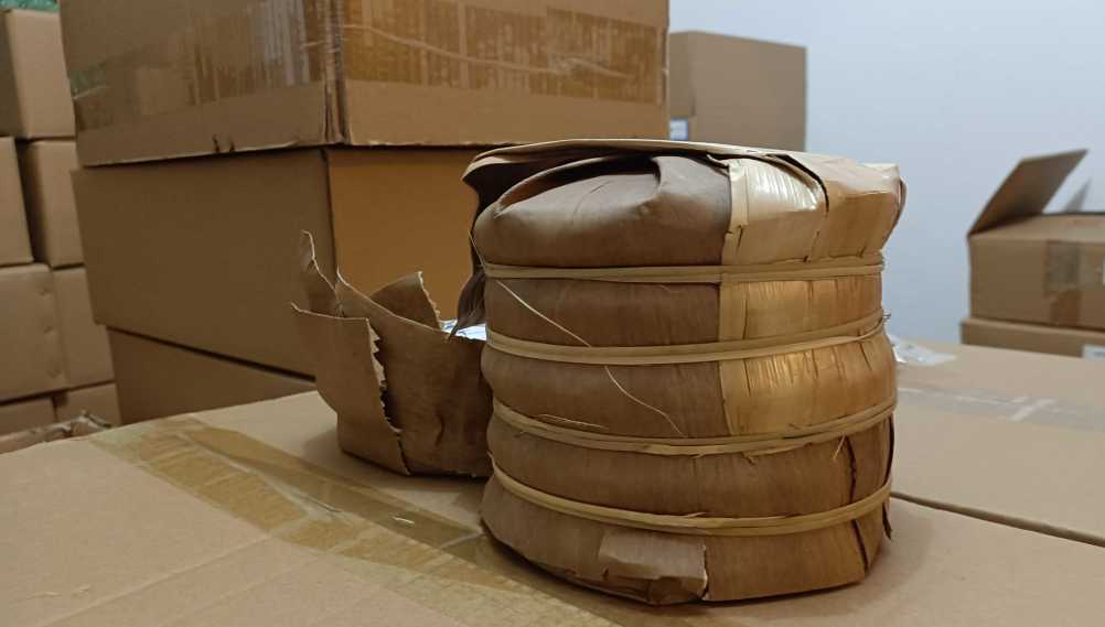 存茶16吨老茶商怒不可遏：你们年轻茶商，为什么不接库存的盘？