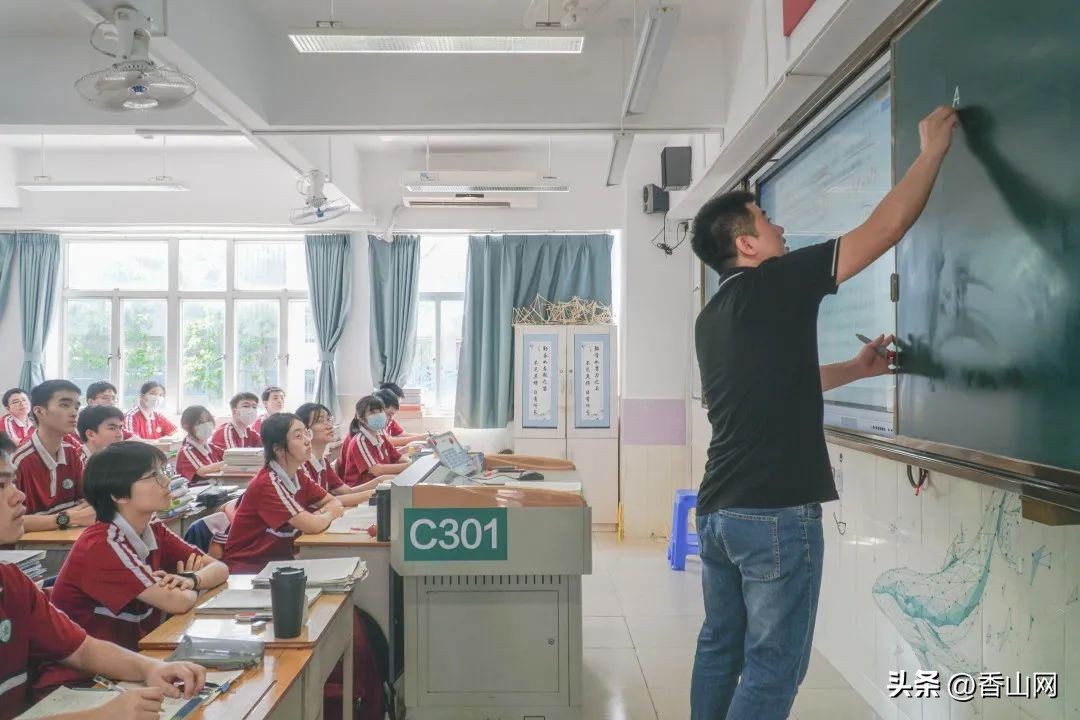 北师大珠海附中,三年青春在校园里