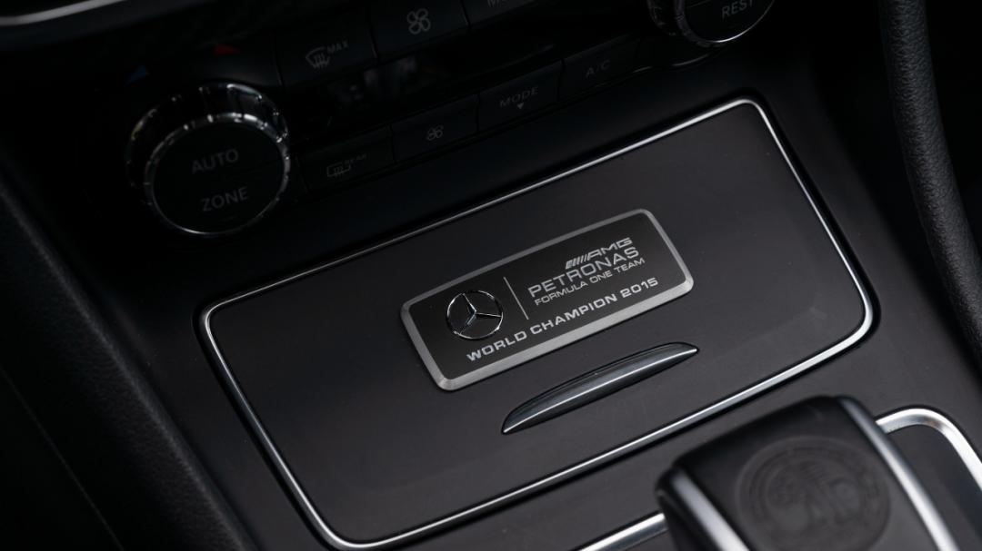 amg车队衣服,amg车队的衣服