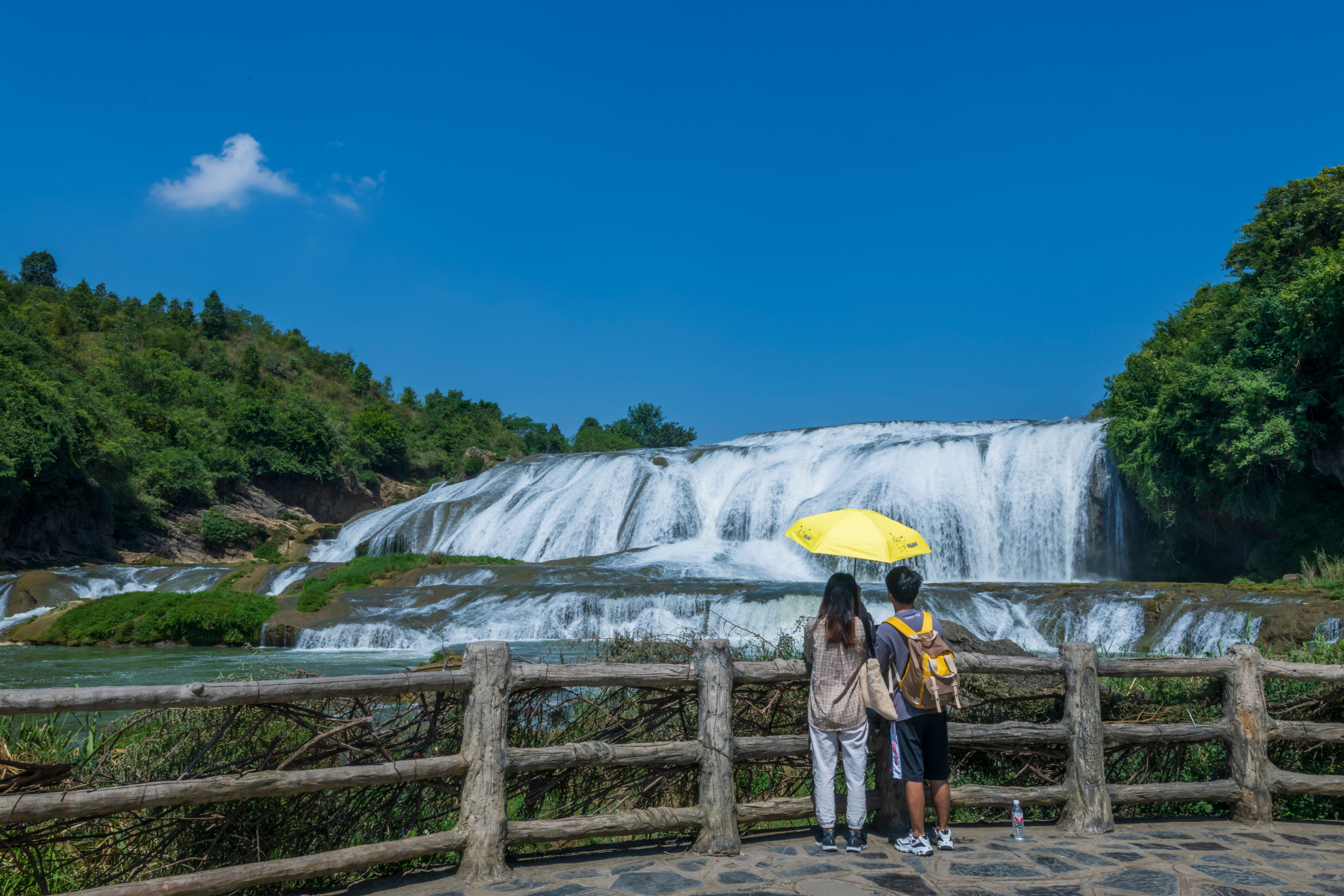 避暑六盘水，秋摄黄果树到北海过冬养老，又是一个小确幸？