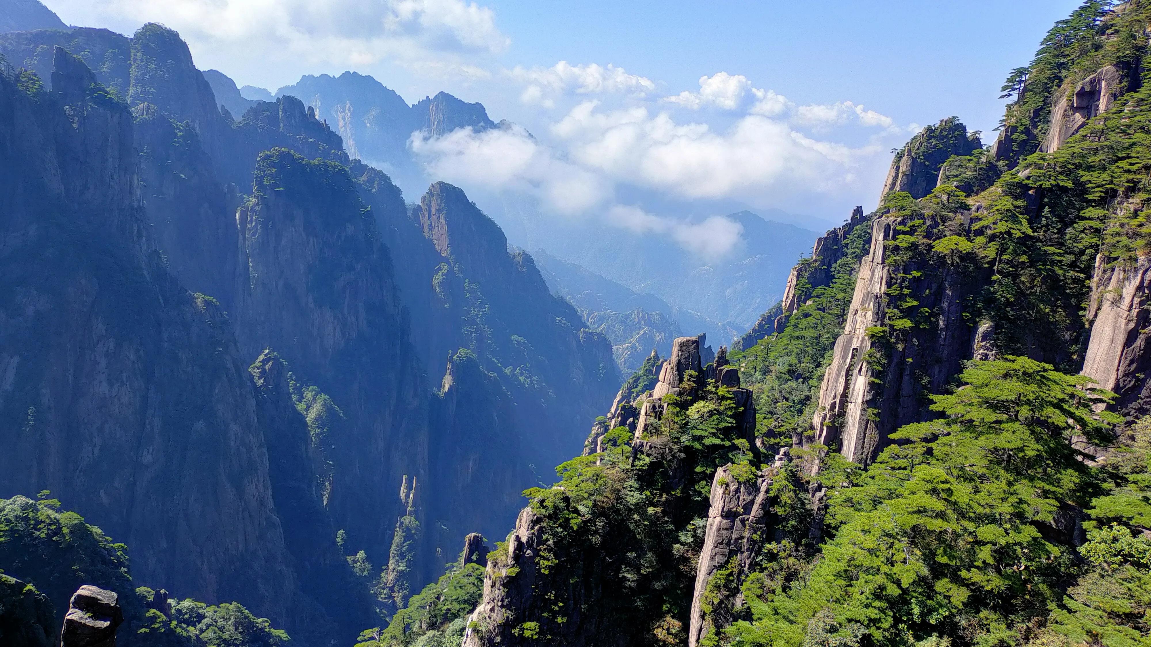 黄山北站到黄山风景区怎么坐车,黄山和黄山北哪个离黄山风景区近