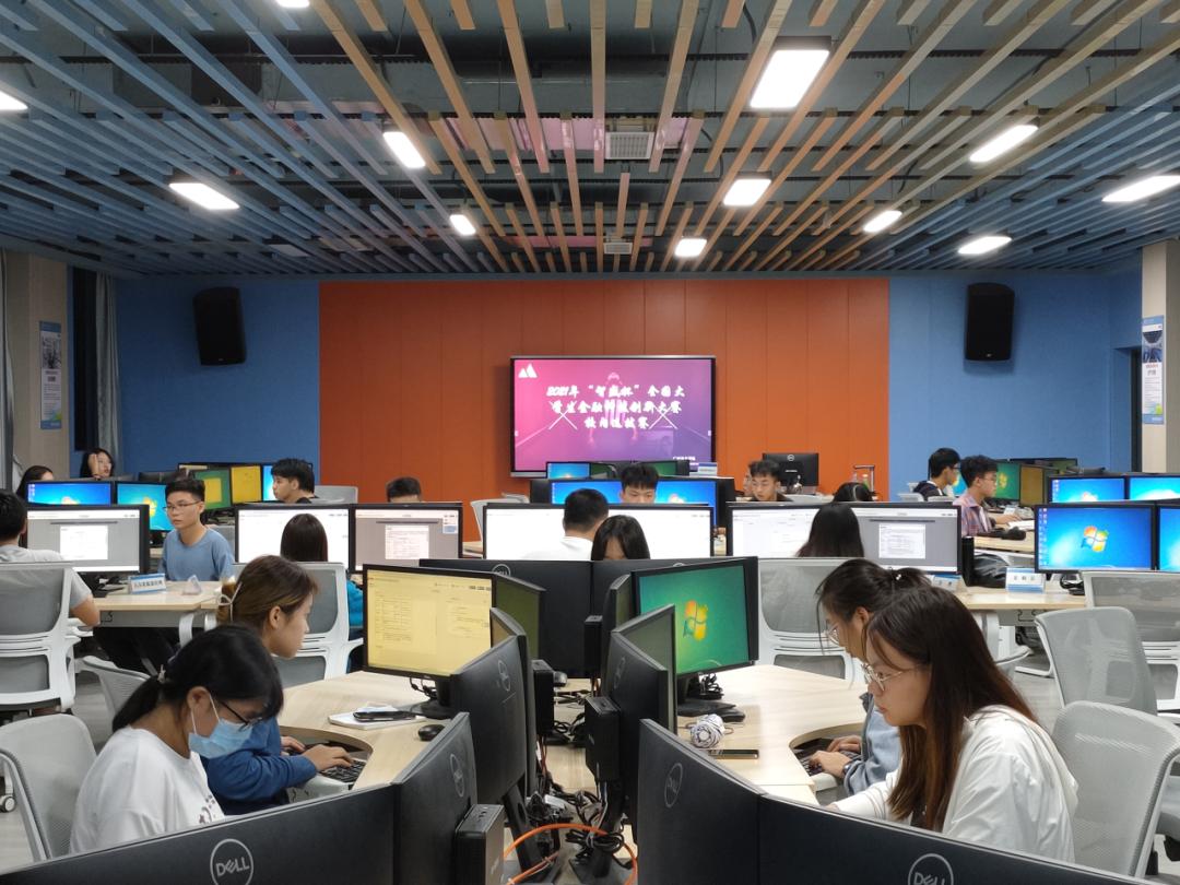 广州华立学院礼仪,广州华立学院外国语学院怎样