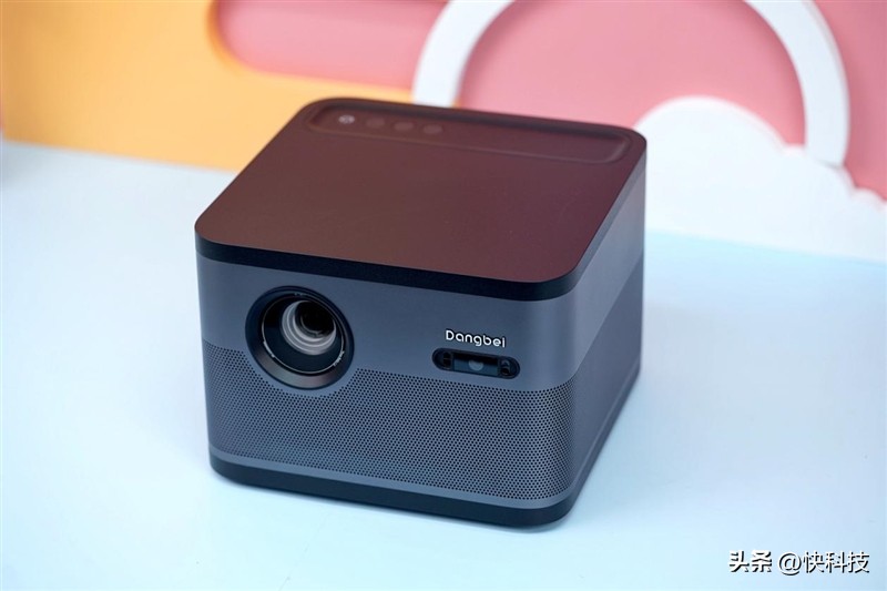 当贝f3最新投影,4000以内画质最好的投影仪
