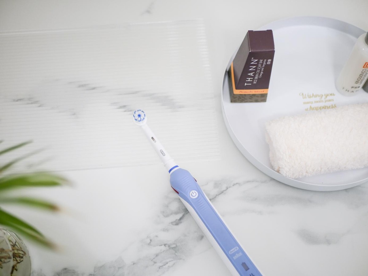 mcomb电动牙刷和usmile电动牙刷,目前哪个牌子的电动牙刷比较好