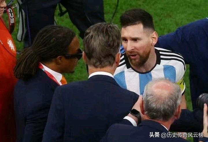 梅西嘲讽荷兰主教练,阿根廷梅西被荷兰犯规队友暴怒