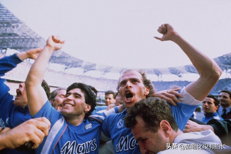 纪念阿根廷传奇马拉多纳,36年阿根廷