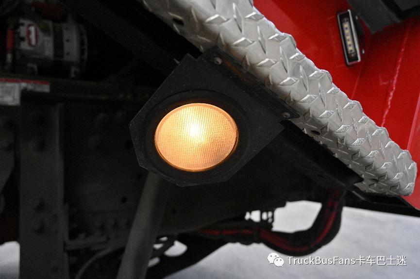 这就是美国“高级”消防车？详解豪士科FRGP4城市高供主战消防车