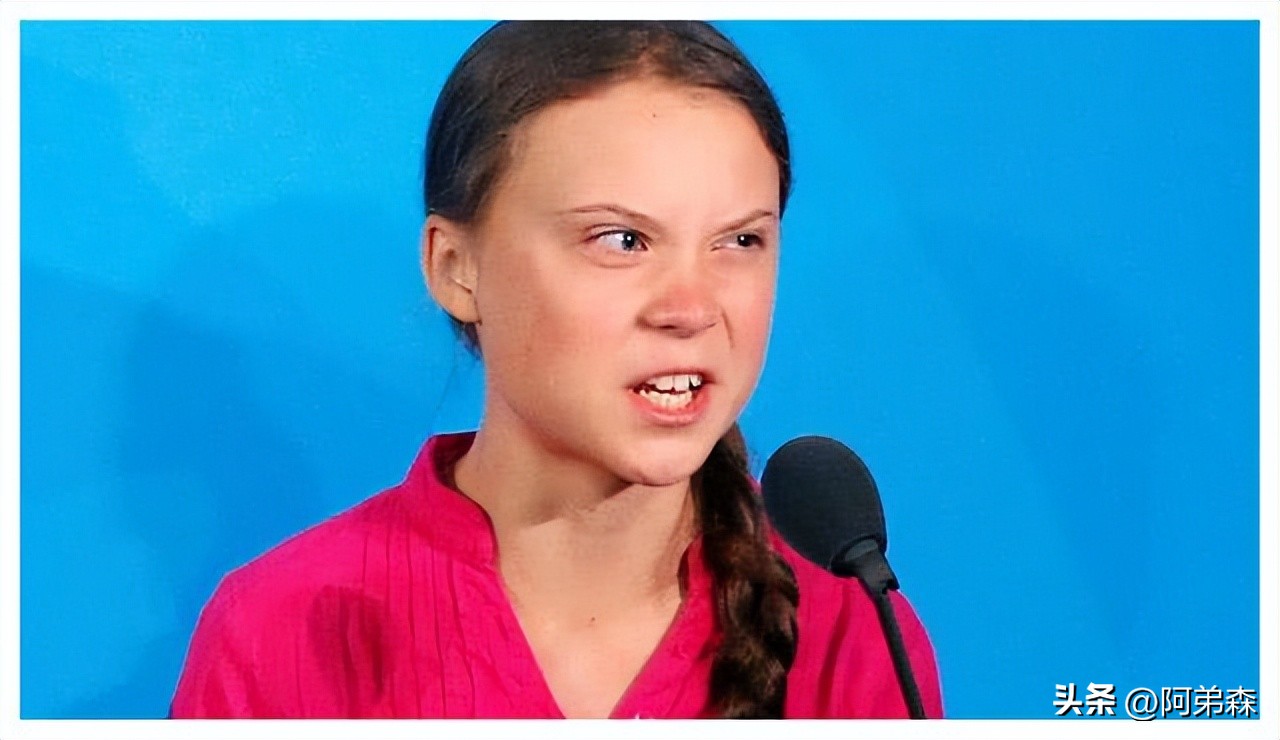 这位波兰大哥排队三天买不到煤，他无法接受为何煤炭会如此抢手