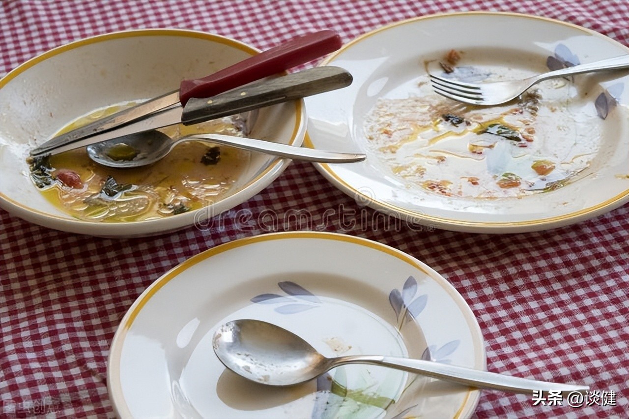 鱼油好处多但别乱吃!医揭6大功效与3禁忌:挑选鱼油牢记4大重点