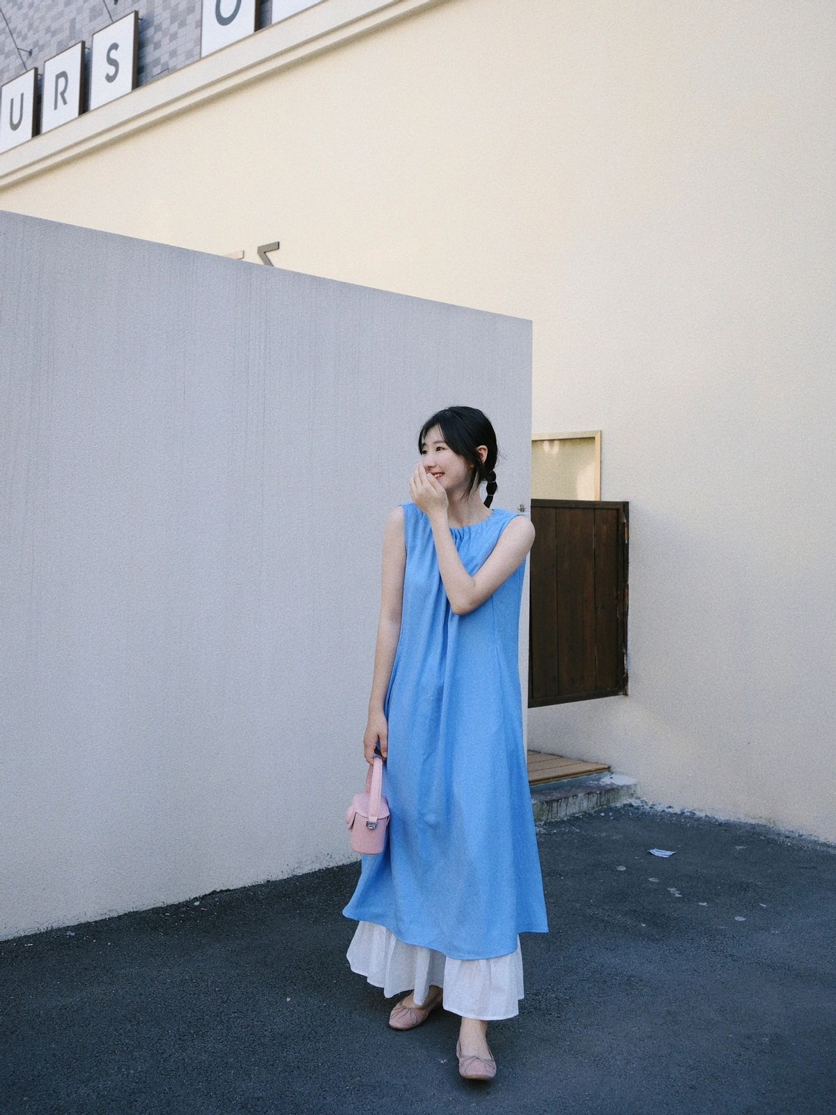 小个子长裙145-150高级感穿搭,今年流行穿长裙