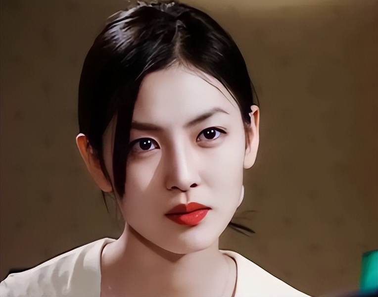 嘴角下垂怎么练微笑,嘴角下垂怎么笑好看