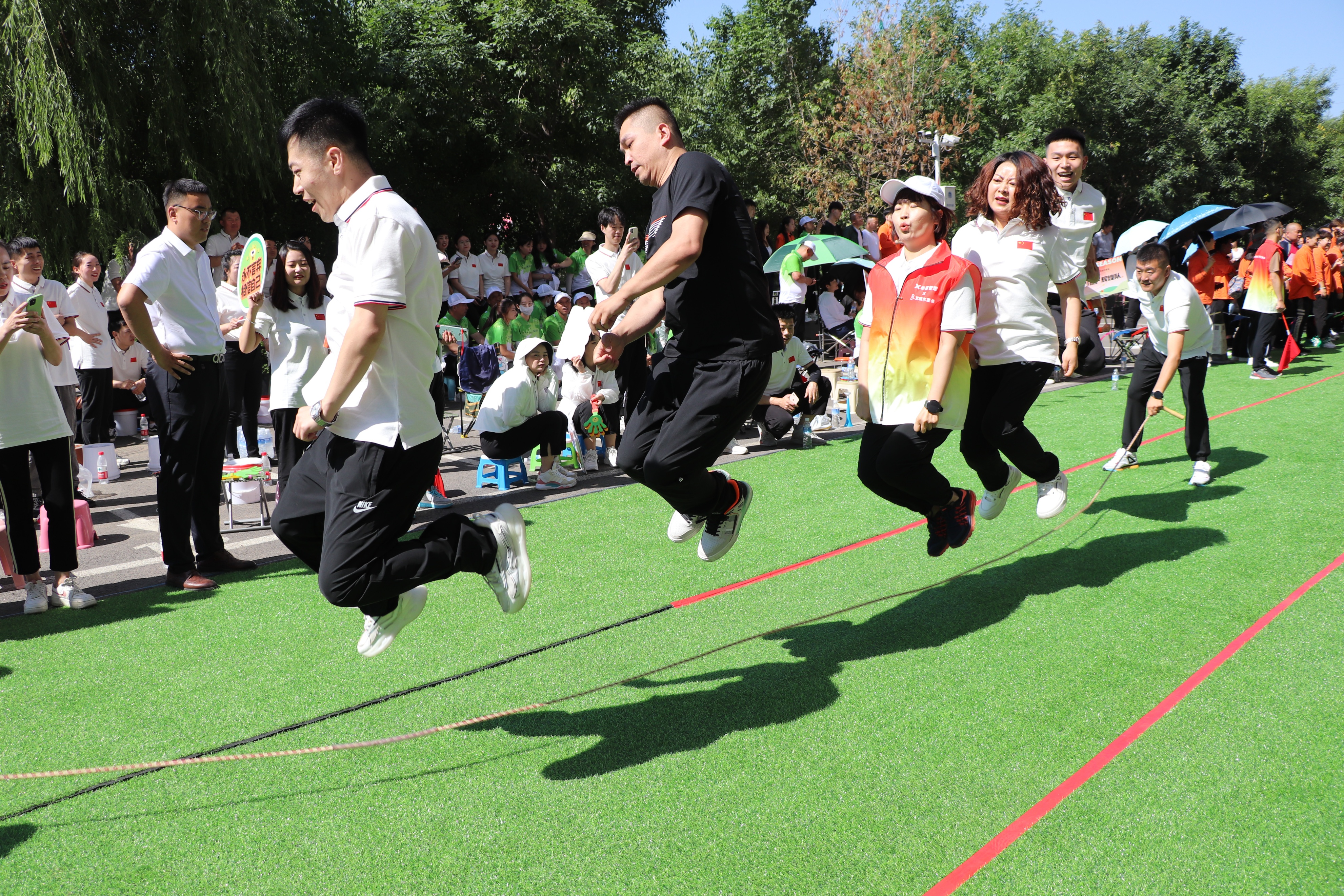 职工趣味运动会凝心聚力展风采,全区第二届职工趣味运动会