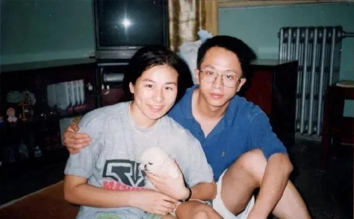 周鸿祎成功是靠老婆吗,周鸿祎离婚分手费缩水逾20亿元