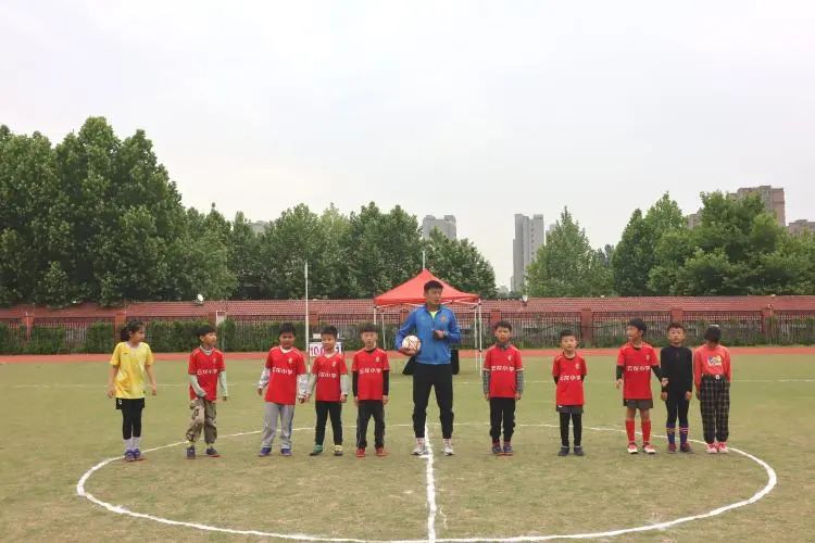 第十一届小学校园杯足球赛,校园足球点燃绿茵