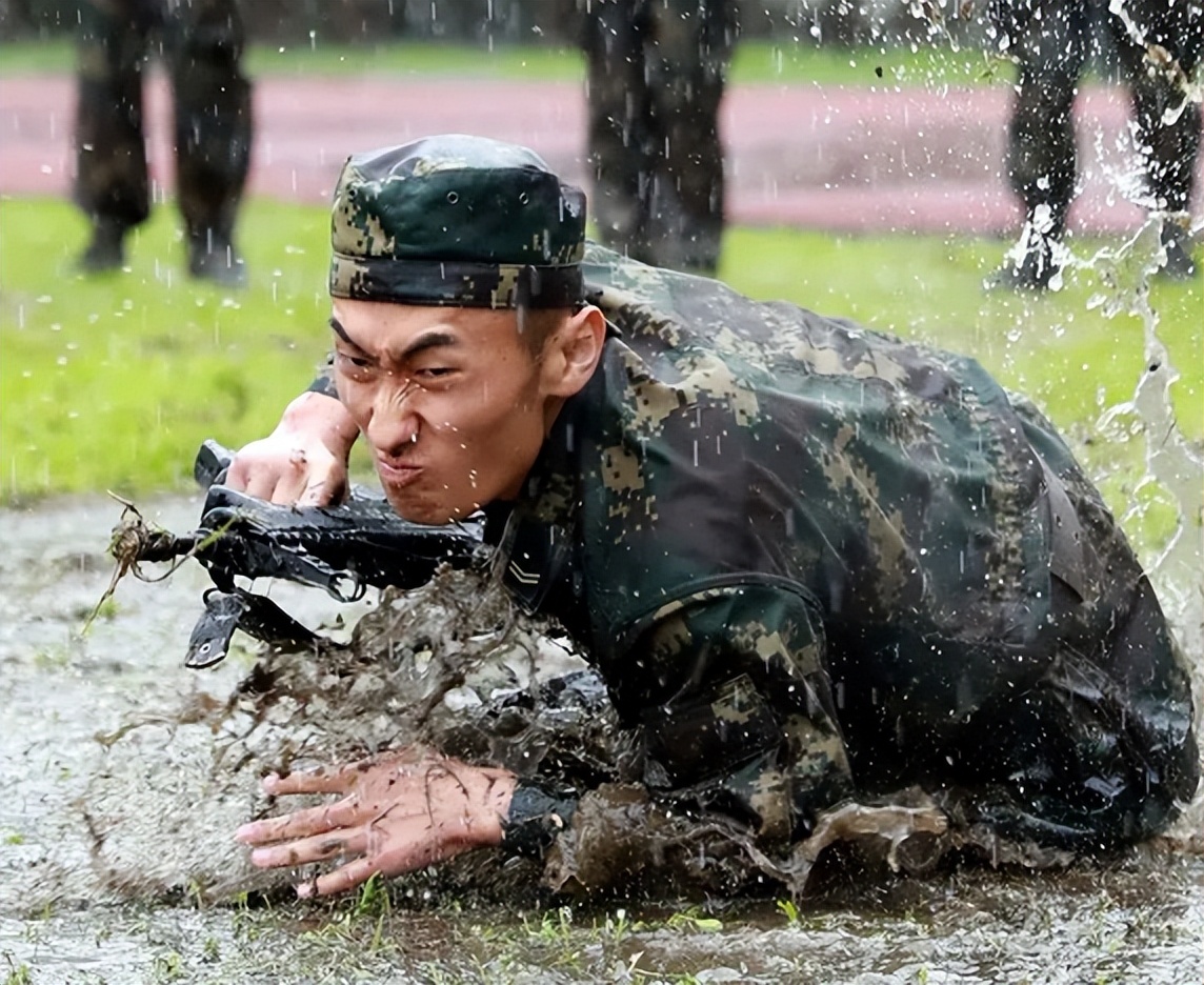 【起床号】4月17日，早安！歌曲《飞得更高》