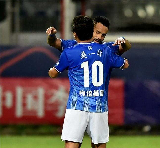 中原铁军部队,河南中原铁军足球