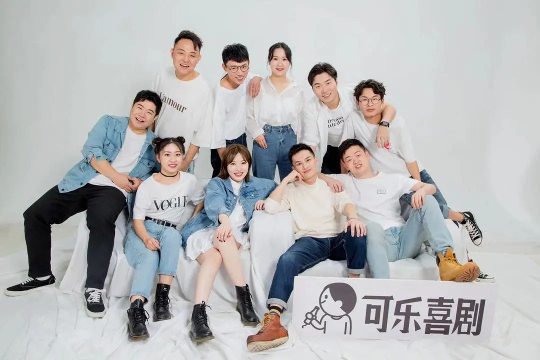 大放价，全场2折起！人气美妆、情侣装、双人餐，一键GET浪漫惊喜