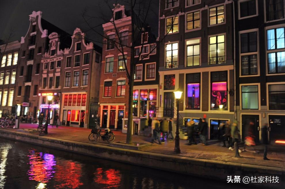 00年荷兰宣布“*交性**易”合法化，23年过去，给荷兰带来影响有多大