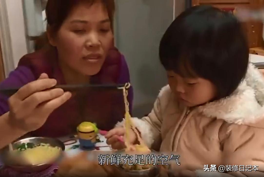 香港贫穷妈妈住劏房,香港单亲妈妈住的房子