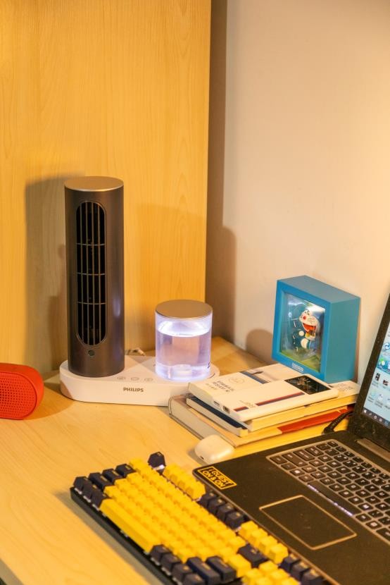 夏天降温神器随身携带空气加湿器,电风扇加湿器家里专用