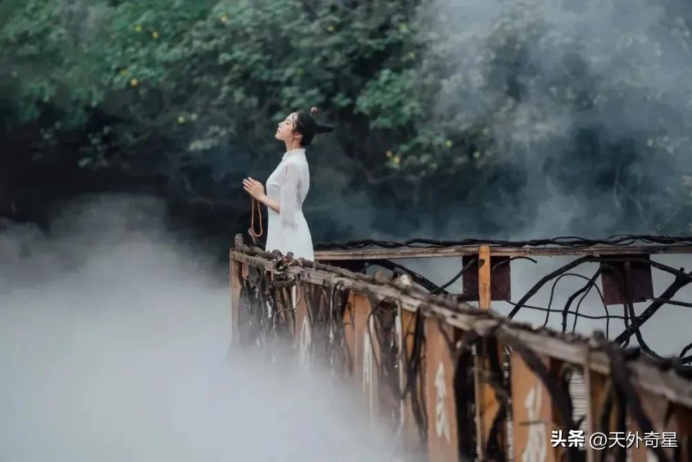 一个人即使觉醒也很容易重新麻木,一个人觉醒就是认清自己