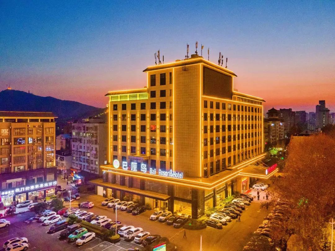 爆满的酒店,爆满的6星级酒店