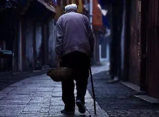 当我们老了应该做什么,当我们老了往后余生该怎么办